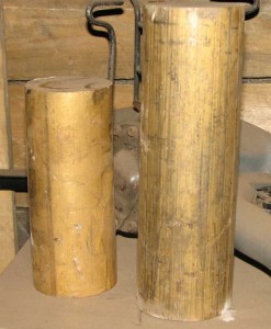 Кусок латуни